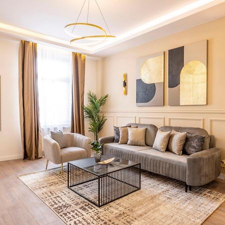 Luxury & Classy Central Apartment With 3Bedrm, 2Bathrm Budapest Exterior foto